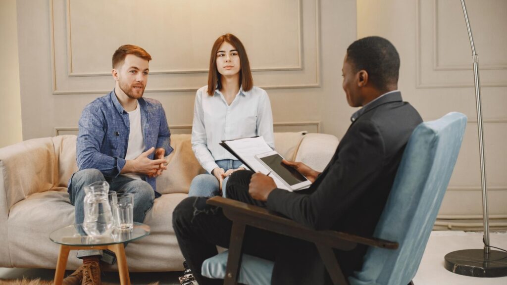 alcohol addiction is best treated with a combination of therapy and medications when necessary