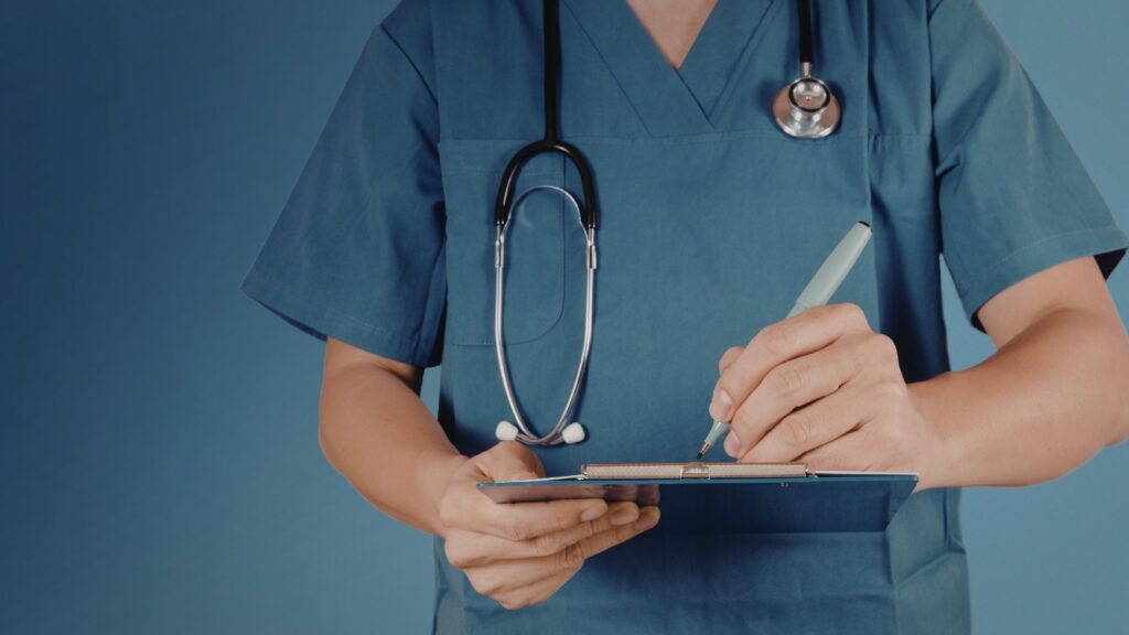 opioid addictions symptoms are diagnosed through clinical criteria